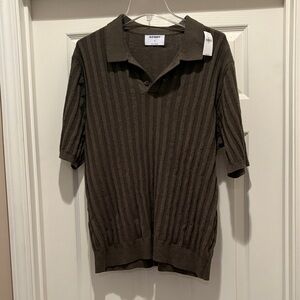 Old Navy Olive Green Ribbed Short-Sleeve Polo sweater